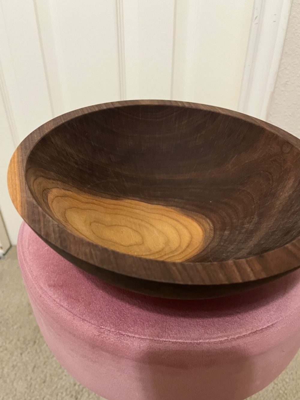 New 10” Holland Bowl Mill Round Walnut Bowl - Picture 4 of 6